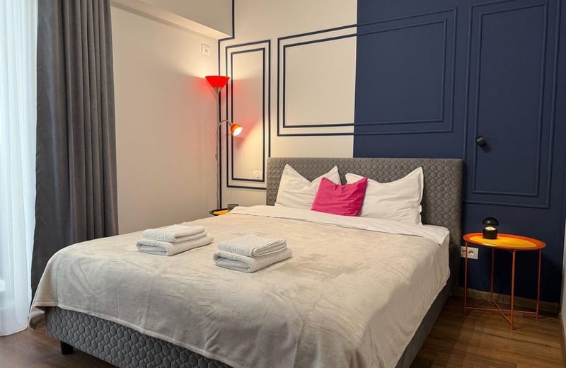 Аренда современной 2-комнатной квартиры с отдельной кухней, 77 м², Мамая, Констанца, Румыния